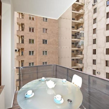 74/3New Building In The Center Of The Capital Apartment Ереван Екстериор снимка